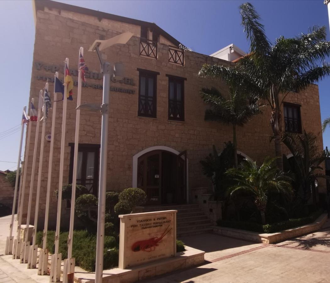 Y & P Latchi Hotel Extérieur photo